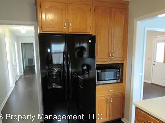3rd image of 407 Grand Pine Ave #1
