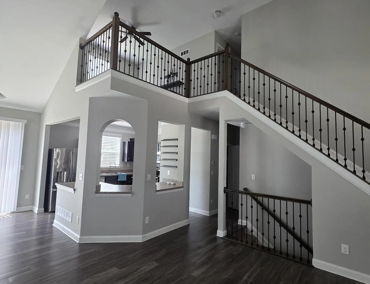 3 bed, 2.5 bath, 1808 sqft, $2,800 — Photo 2