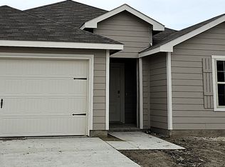 332 Boxwood Dr, Royse City, TX 75189