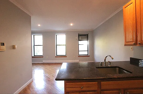 Rented by Compass | media 4