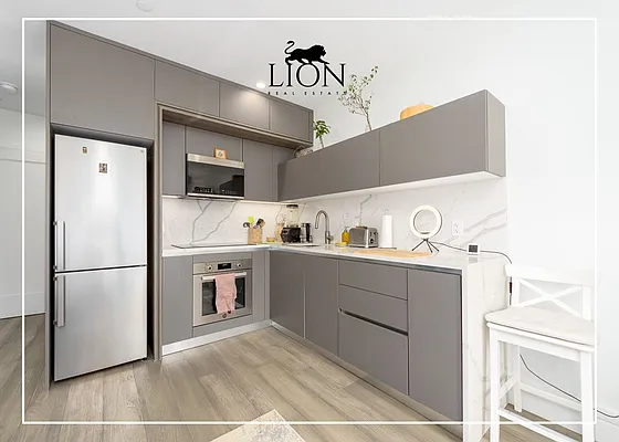 Rented by The Lion Real Estate | media 11