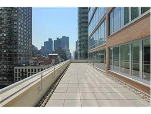 Rented by Douglas Elliman | media 17