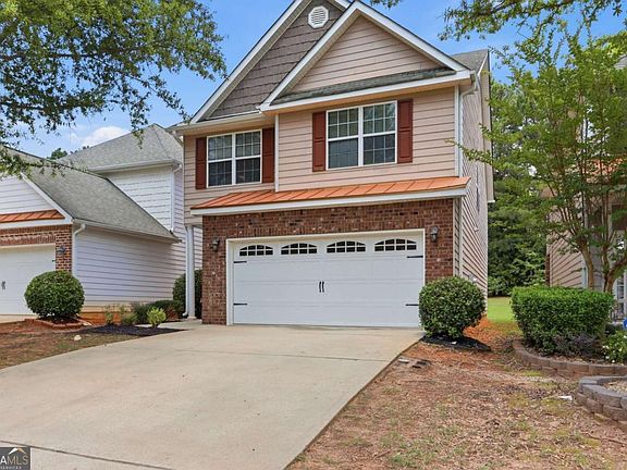 2nd image of 228 Polo Ln
