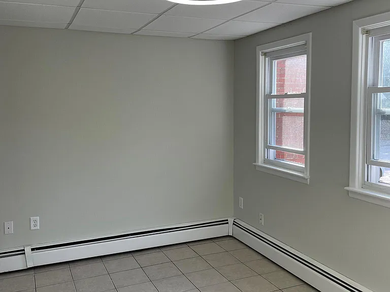 59 Pleasant St #103 — Photo 4