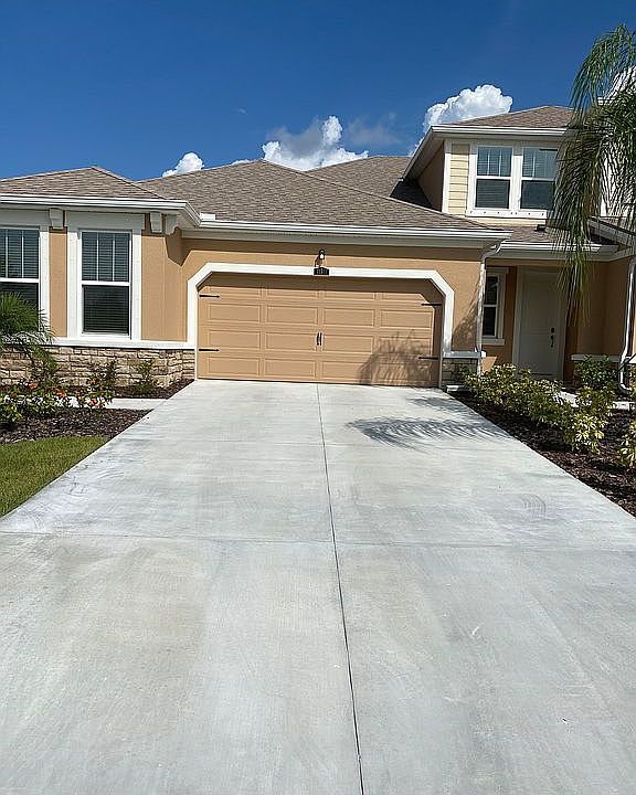1st image of 11511 Rolling Green Dr
