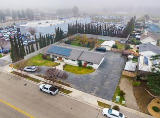 351 N Peach Ave, Clovis, CA