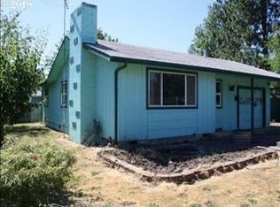 225 Johnson St, Sutherlin, OR 97479