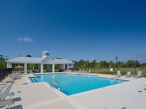 3rd image of 6155 Forest Bay Ave