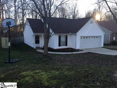 125 W Fall River Way, Simpsonville, SC, 29680