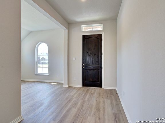 5th image of 13403 Valjean Avenue