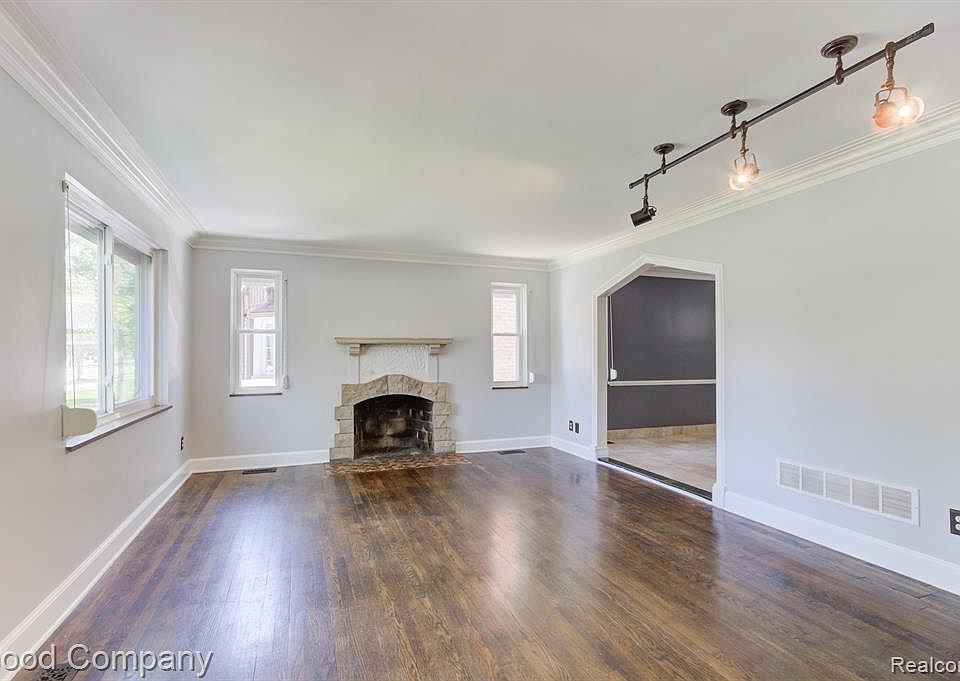 16910 Chandler Park Dr, Detroit, MI 48224 MLS 20230073378 Zillow
