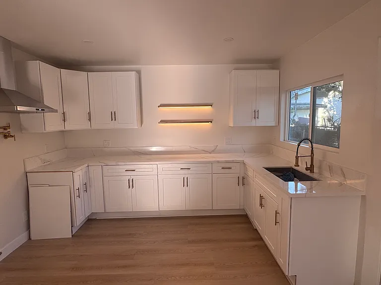6208 Santa Fe Ave #1 — Photo 2