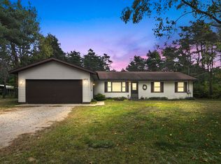 4311 S 39th Rd, Cadillac, MI 49601