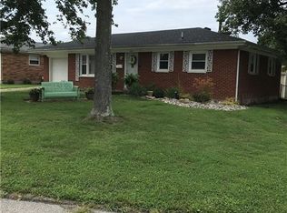 421 Wedgewood Dr, New Albany, IN 47150