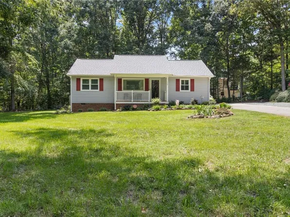 112 Nutbush Ct, Hillsborough, NC 27278