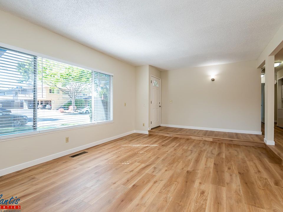 1st image of 520 Hawthorn Ave APT 1
