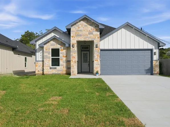1041 S McCampbell, Aransas Pass, TX 78336