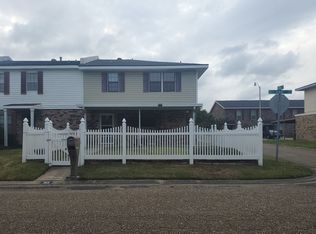 215 Bell Downs Dr, Lafayette, LA 70506