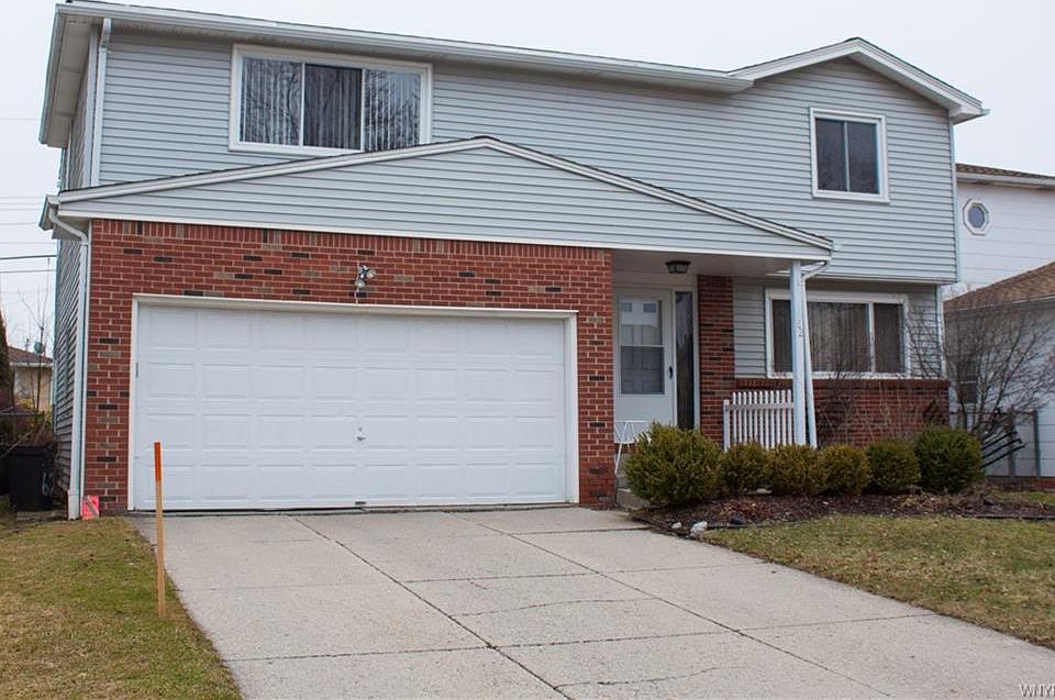 1st image of 62 Sebring Dr