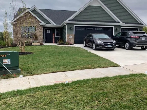 6322 Deere Creek Ln, Davenport, IA 52807