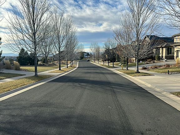 4th image of 25608 E Dry Creek Dr