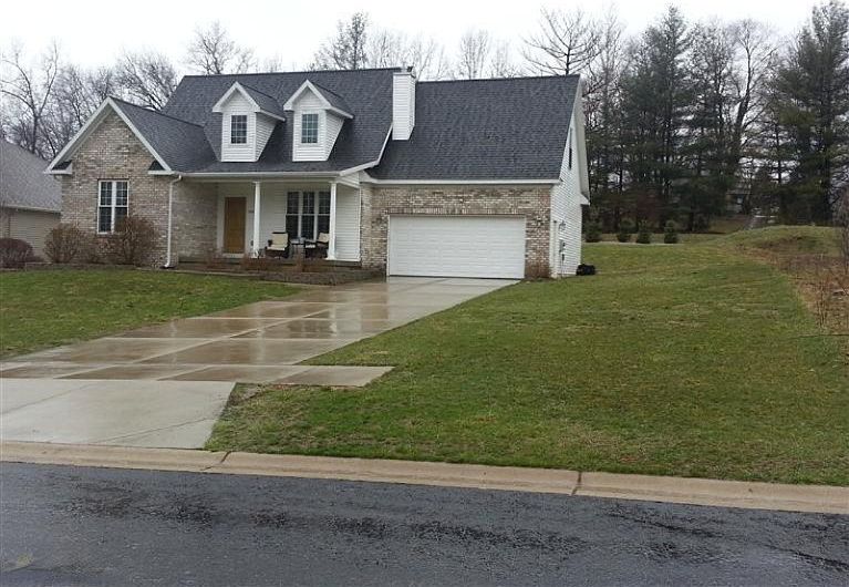 1st image of 1943 Oakridge Ct NW #37