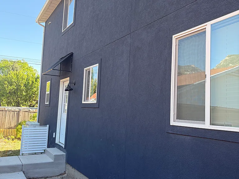 190 E 4380 N — Photo 2