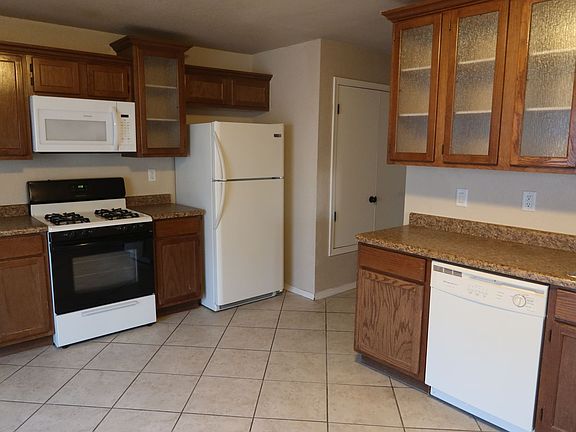 5th image of 12945 Beto Portugal Ln