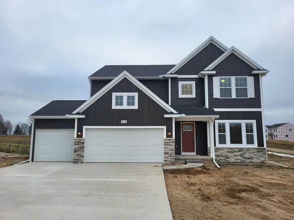 9536 Snow Valley Dr SE, Alto, MI 49302