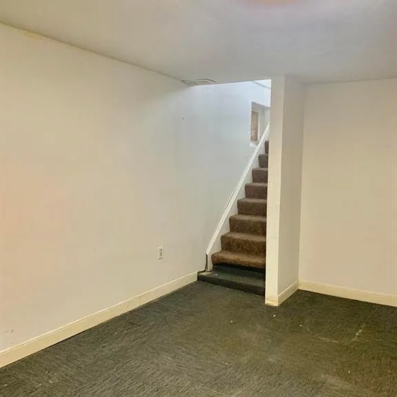 81 N Lynn Ave — Photo 9