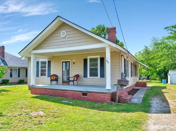 407 W East St, Erwin, NC 28339
