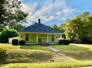 205 Henderson Rd, Jackson, TN 38305