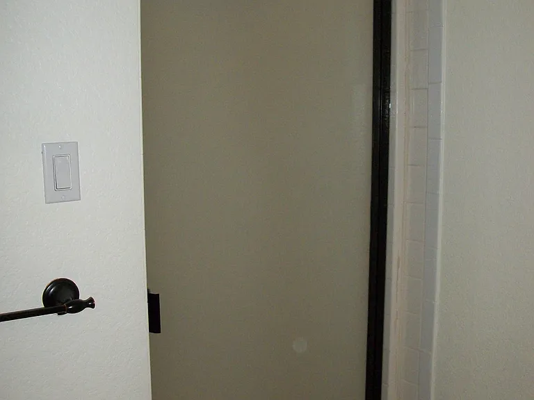 715A N Pecan St — Photo 16