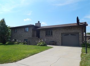 2654 Prairie Pl, Columbus, NE 68601