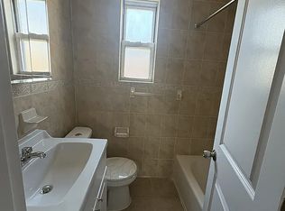 67-02 Springfield Blvd #C, Oakland Gardens, NY 11364