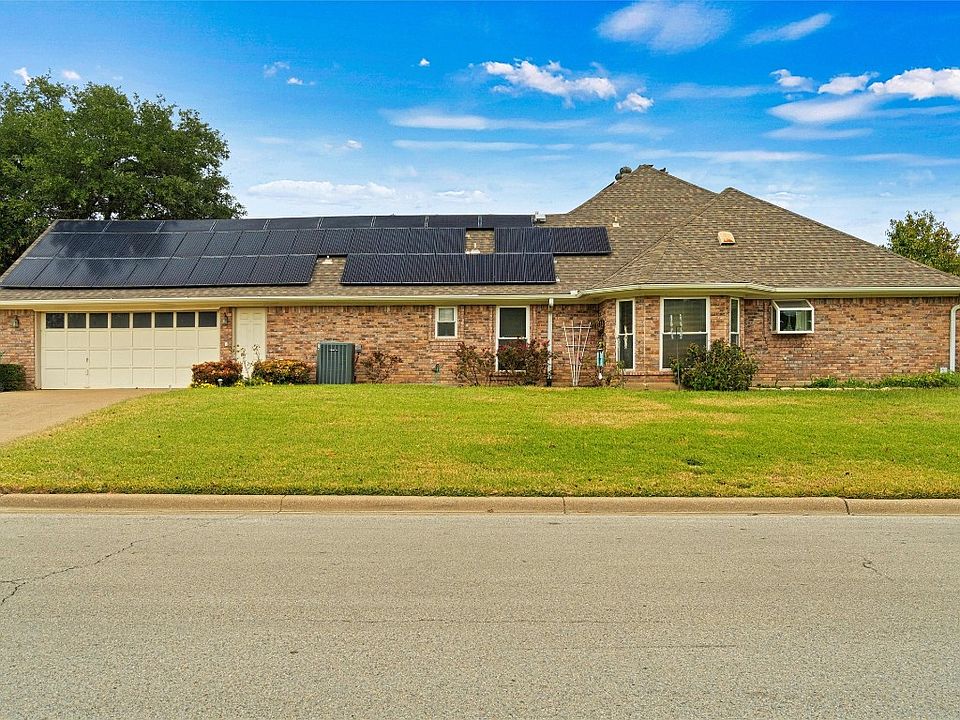 3001 Hurstview Dr, Hurst, TX 76054 | Zillow