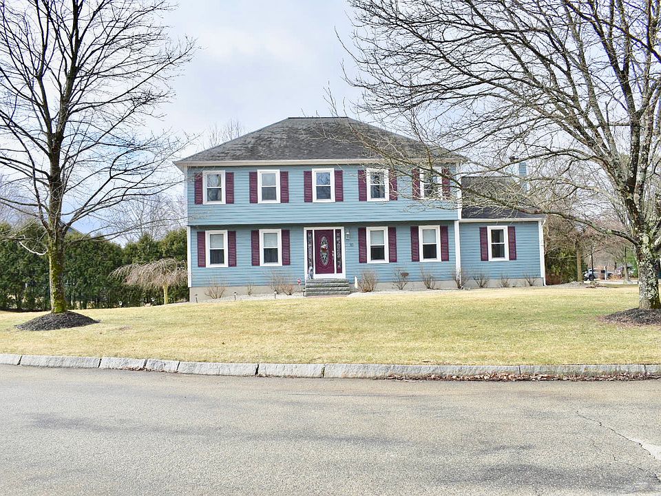 1st image of 10 Indian Fern Dr