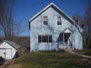 88 Benjamin St, Winchendon, MA 01475