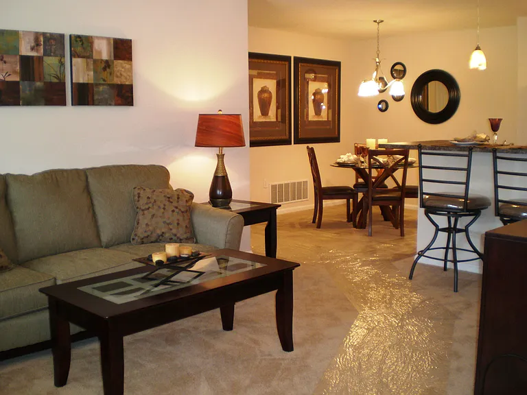 Aquamarine Apartments — Photo 138