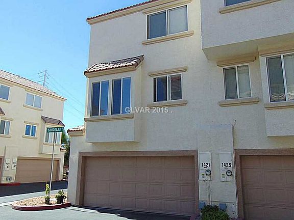 2nd image of 1421 Sindelar Ct
