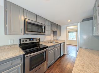 2 Glenbrook Ln APT 10, Arlington, MA 02474