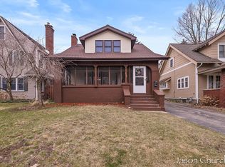 319 Glenhaven Ave NW, Grand Rapids, MI 49504
