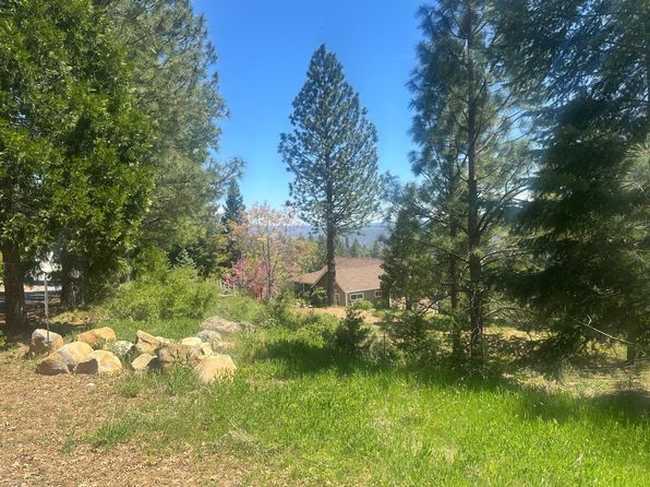 6230 Church St, Foresthill, CA 95631