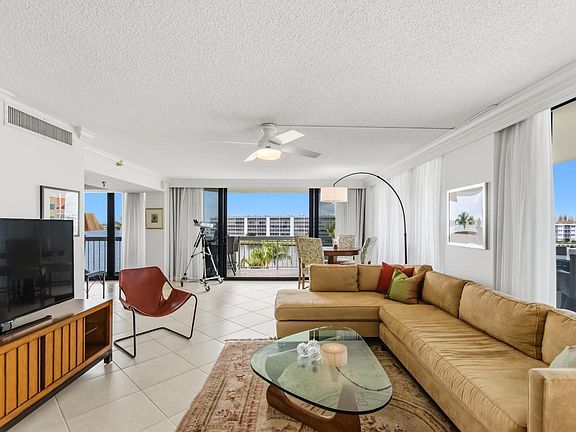 3rd image of 115 Lakeshore Drive #448