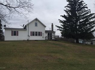 3422 26th St, Hopkins, MI