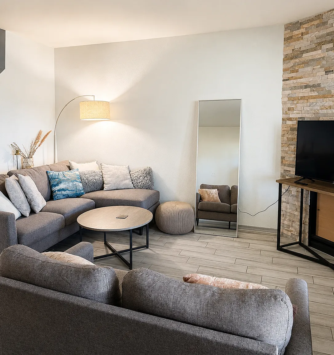 2 bed, 1016 sqft, $1,800 — Photo 3
