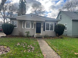 1008 Queen Anne Ave, Medford, OR 97504