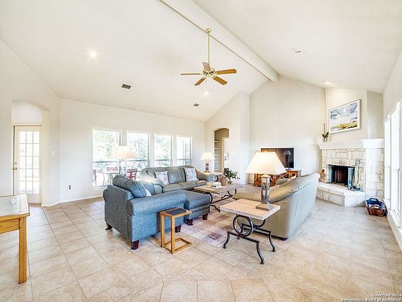 3rd image of 8913 FOX BRIAR LN