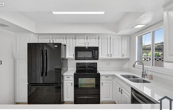 3rd image of 8548 E McDonald Dr