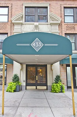 Rented by Corcoran | media 7